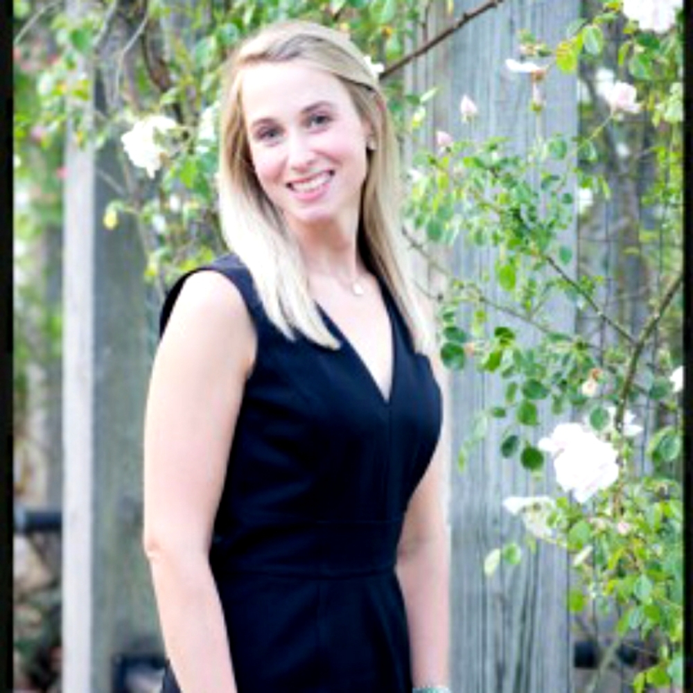 Meet your Posher, Courtney